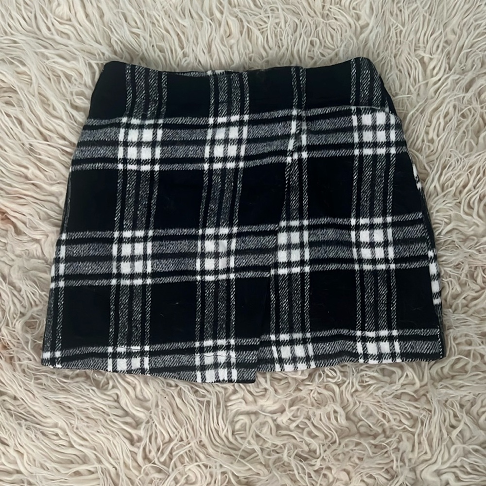 Fashion Nova Flannel Mini Skirt